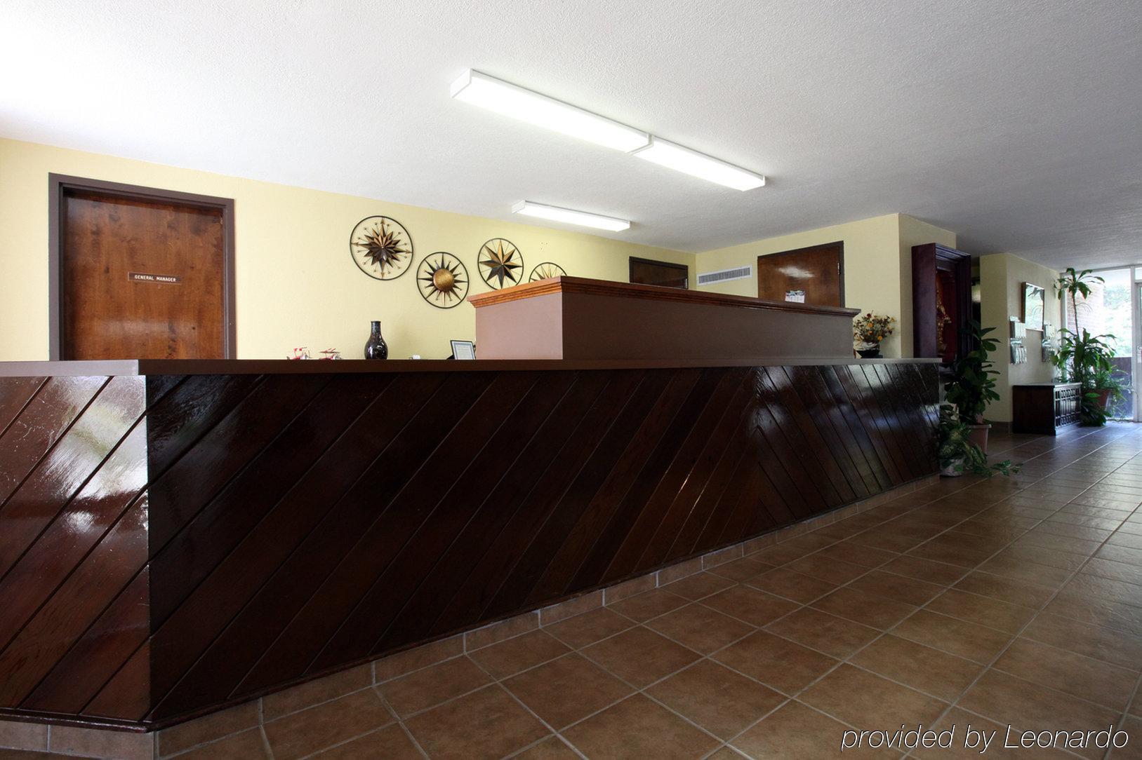 Americas Best Value Inn Crossett Beltér fotó